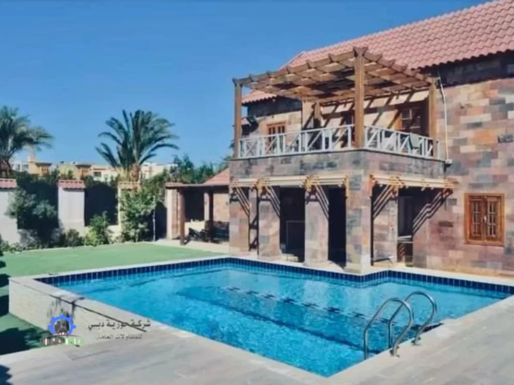 أنواع المسابح | دليلك الشامل لاختيار أفضل تصميم مسبح يناسب منزلك واحتياجاتك